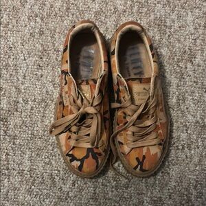 Rihanna, Fenty, Puma Orange and Tan Camouflage Sneakers